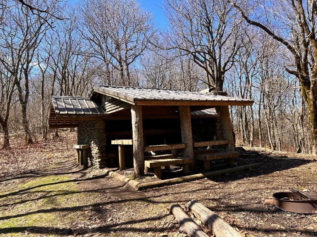 Tucked Away Cabin ピジョンフォージ エクステリア 写真