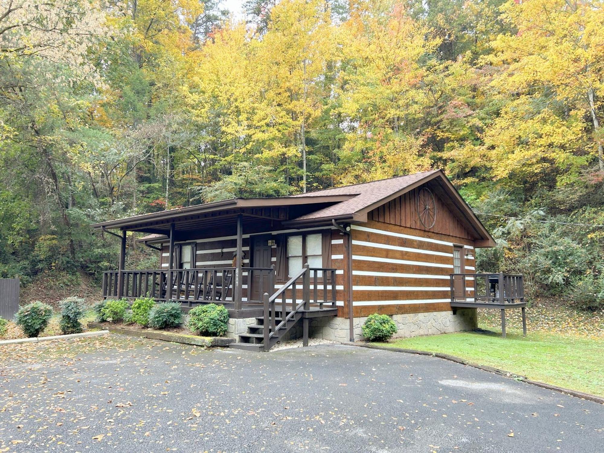 Tucked Away Cabin ピジョンフォージ エクステリア 写真