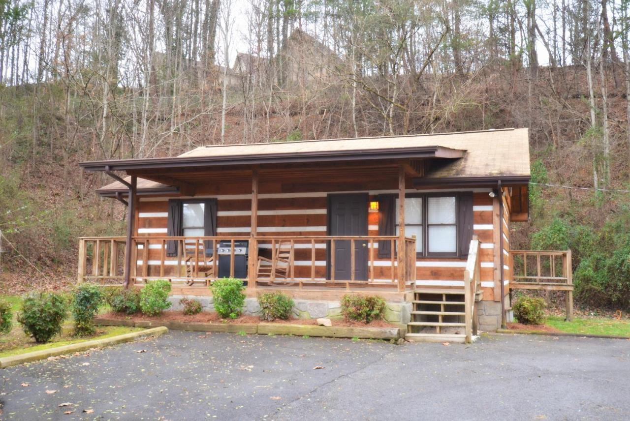 Tucked Away Cabin ピジョンフォージ エクステリア 写真
